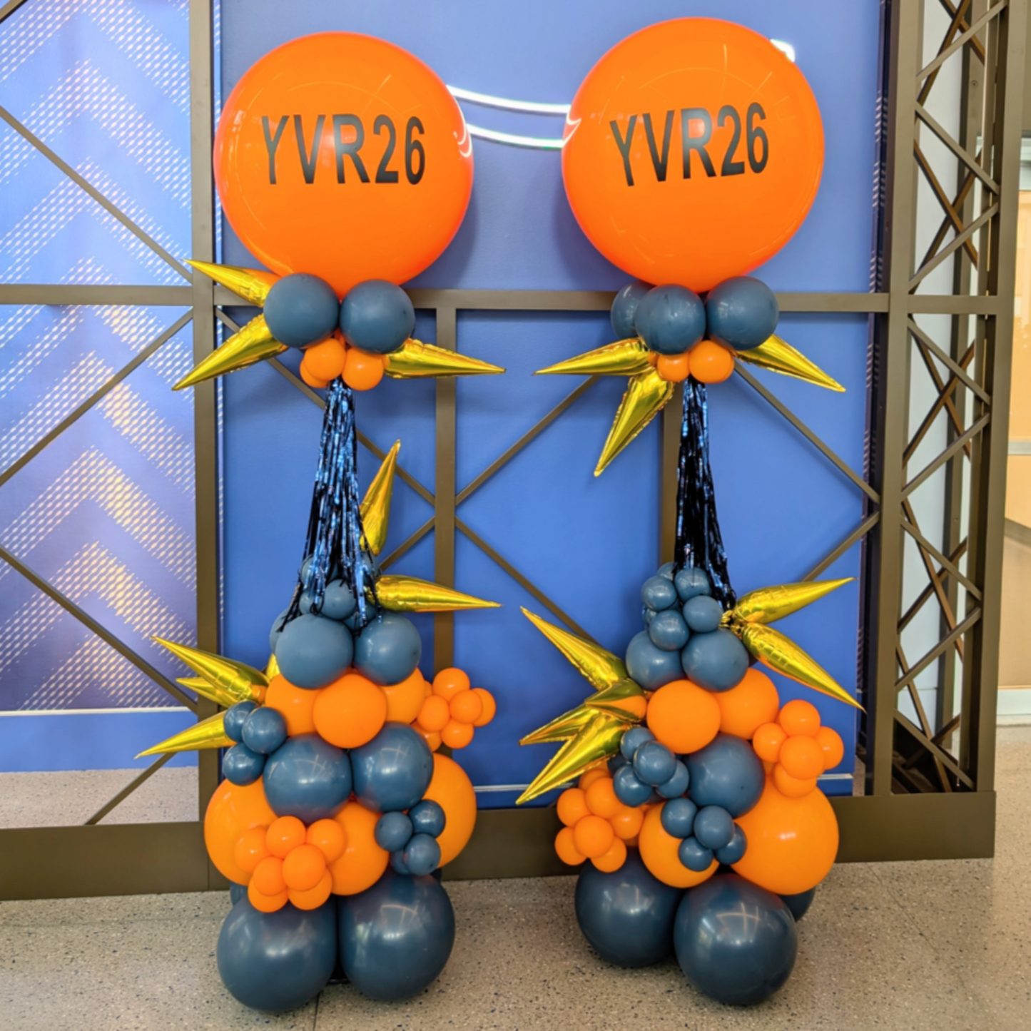 Funky Balloon Column